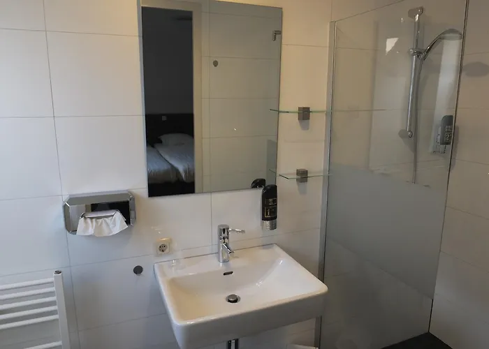 Отель Restaurant Roerdalen Posterholt