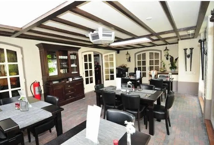 Отель Restaurant Roerdalen Posterholt